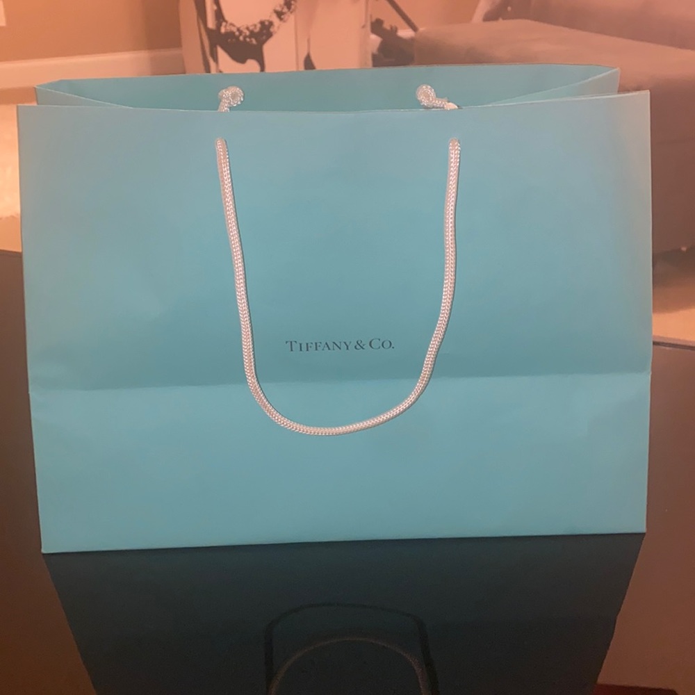 Tiffany shopping bag
